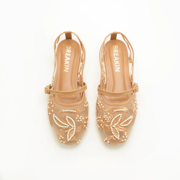 Embroidery Pumps